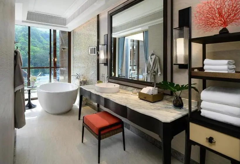 クラシックマウンテンビュールーム, Intercontinental Phuket Resort, An Ihg