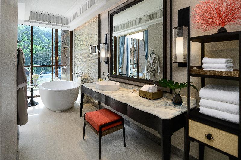 클래식 마운틴뷰 룸, Intercontinental Phuket Resort, An Ihg