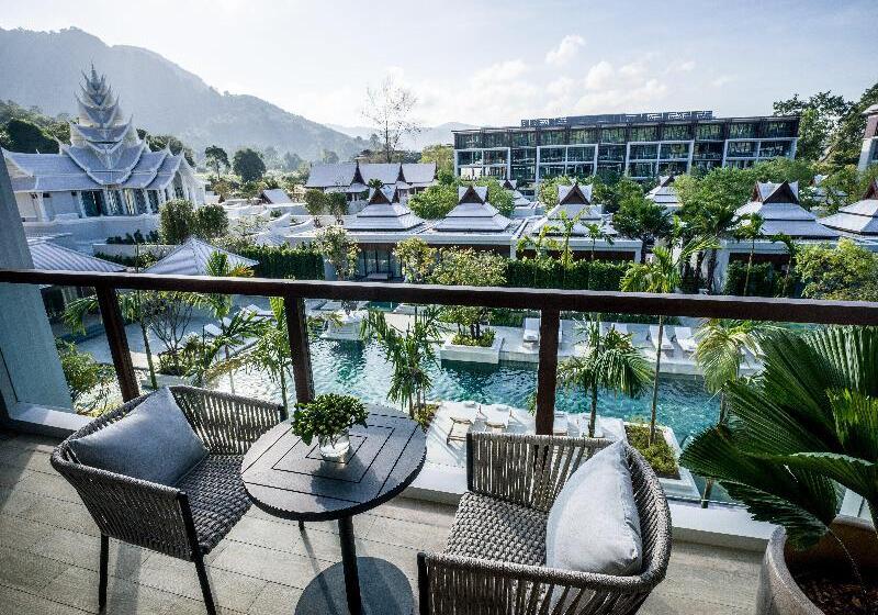 Номер Классический Вид на Бассейн, Intercontinental Phuket Resort, An Ihg