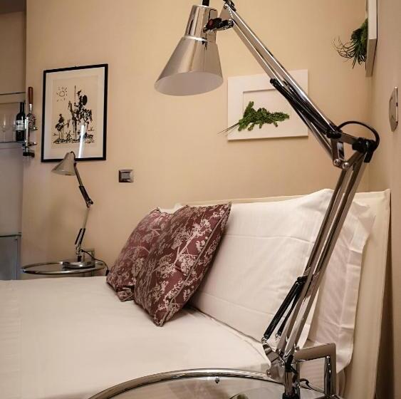 バスタブ付きスタンダードルーム, Conterosso3