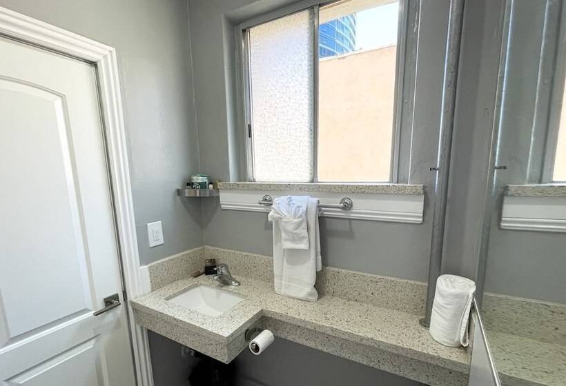 חדר סופריור, Greenleaf Hotel Long Beach Convention Center