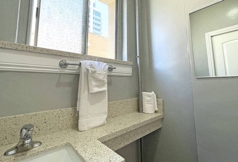 חדר סופריור, Greenleaf Hotel Long Beach Convention Center