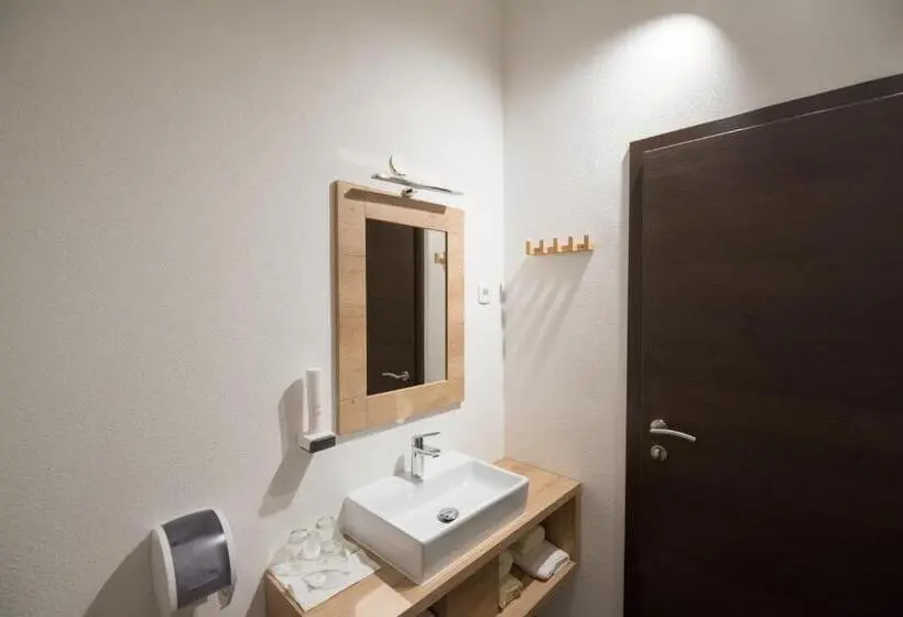 اتاق خانوادگی, Guesthouse Stari Mayr