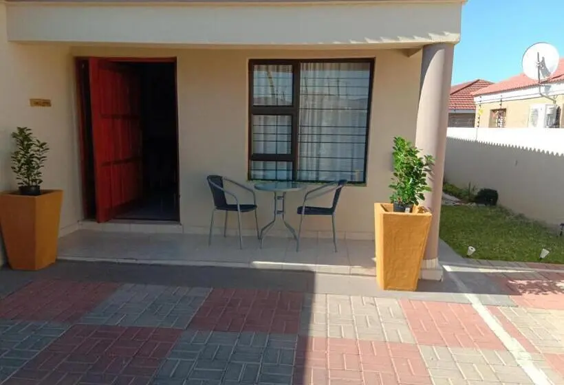 اتاق استاندارد, Tap S Home Away From Home