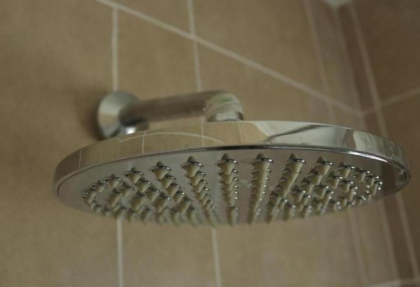 غرفة قياسية, Tap S Home Away From Home