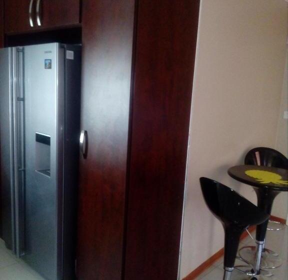 غرفة قياسية, Tap S Home Away From Home