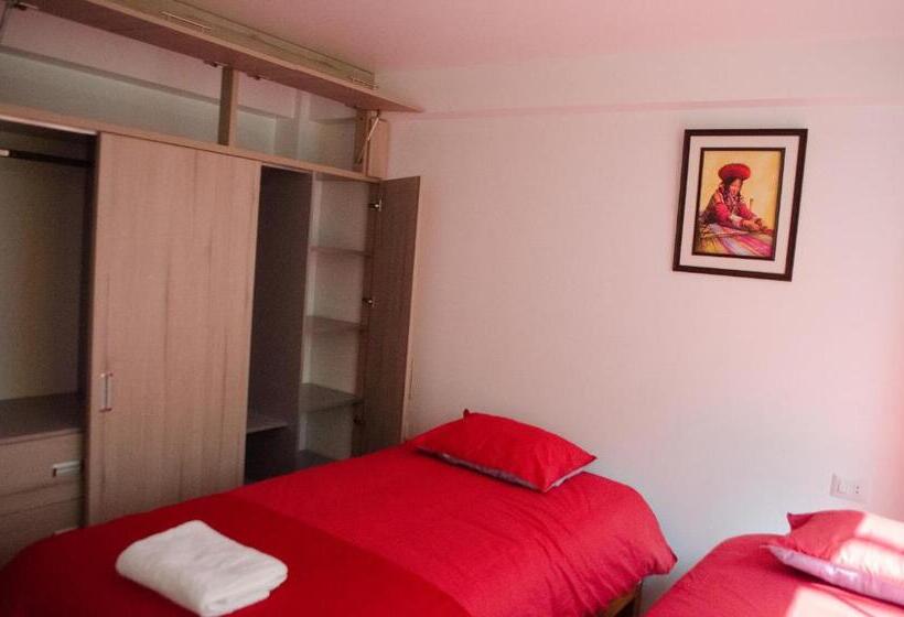 דירת שלושה חדרים, Mayte Apartment
