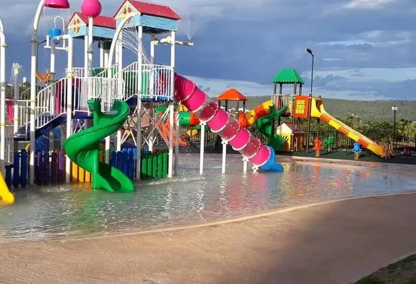 اتاق سوپریور خانوادگی, Ilhas Do Lago Eco Resort