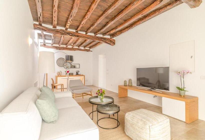 Люкс с Бассейном, Safragell Ibiza Suites & Spa