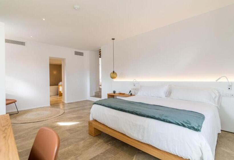 Люкс с Бассейном, Safragell Ibiza Suites & Spa