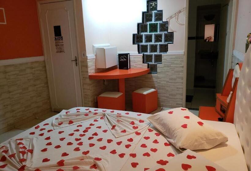 スーペリアスタジオ, Motel Mont Blanc Gru