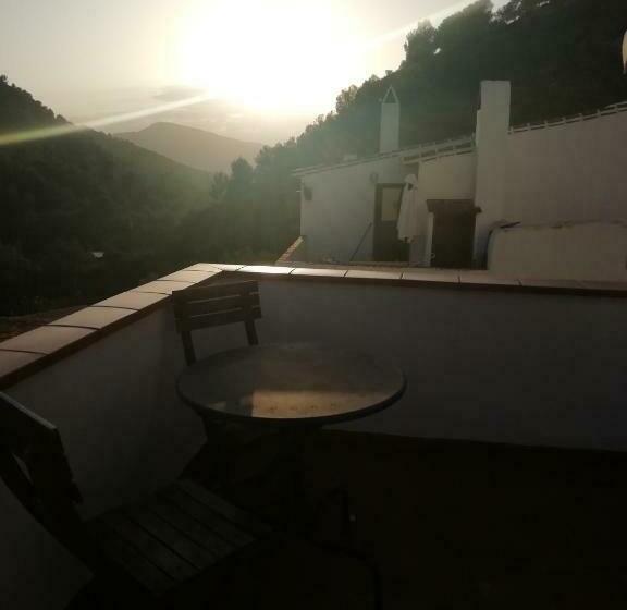 Полулюкс Одноместный с Террасой, B&b The Lost Village El Acebuchal
