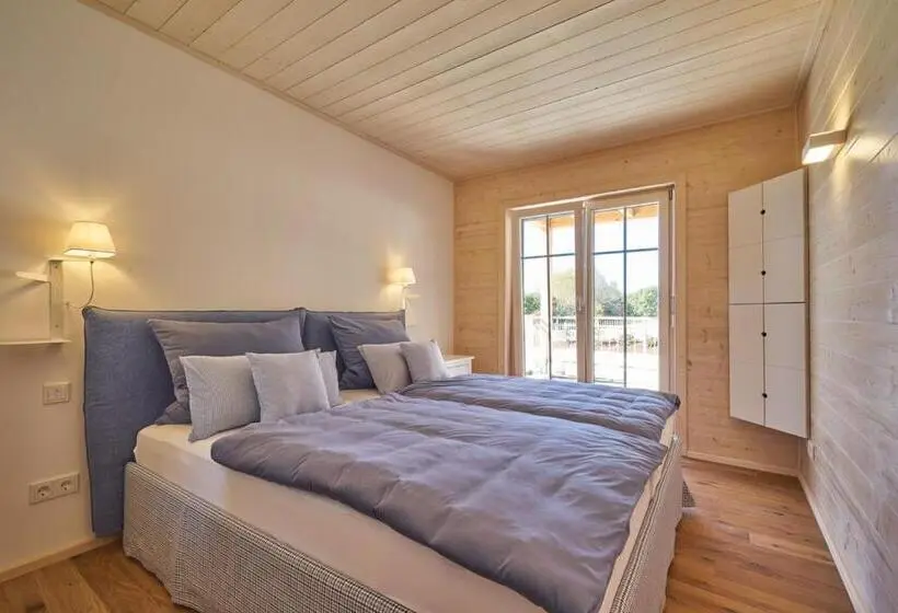 庭の見える１ベッドルームアパートメント, Alb Appartements