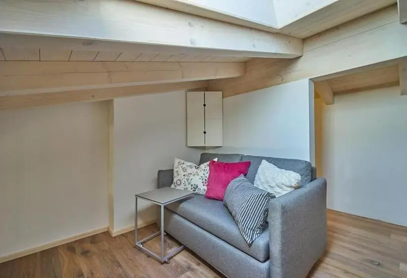 １ベッドルームドゥプレックスアパートメント, Alb Appartements