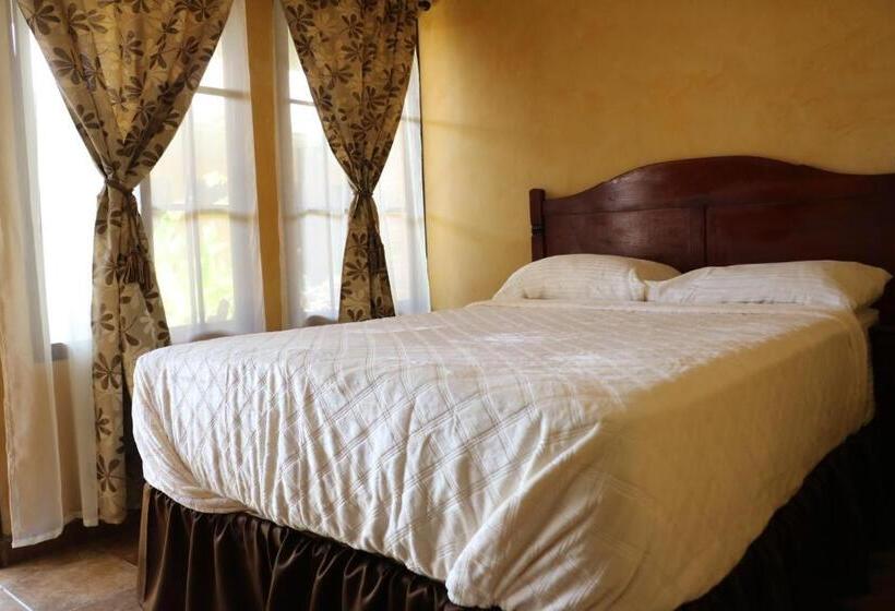 اتاق استاندارد یک نفره, Posada Gema De Copan