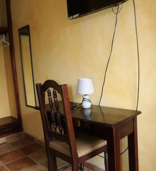 اتاق استاندارد یک نفره, Posada Gema De Copan