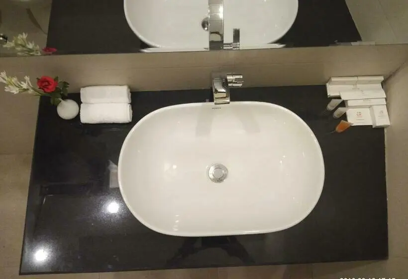 اتاق لوکس یک تخته, S Chalet Multan