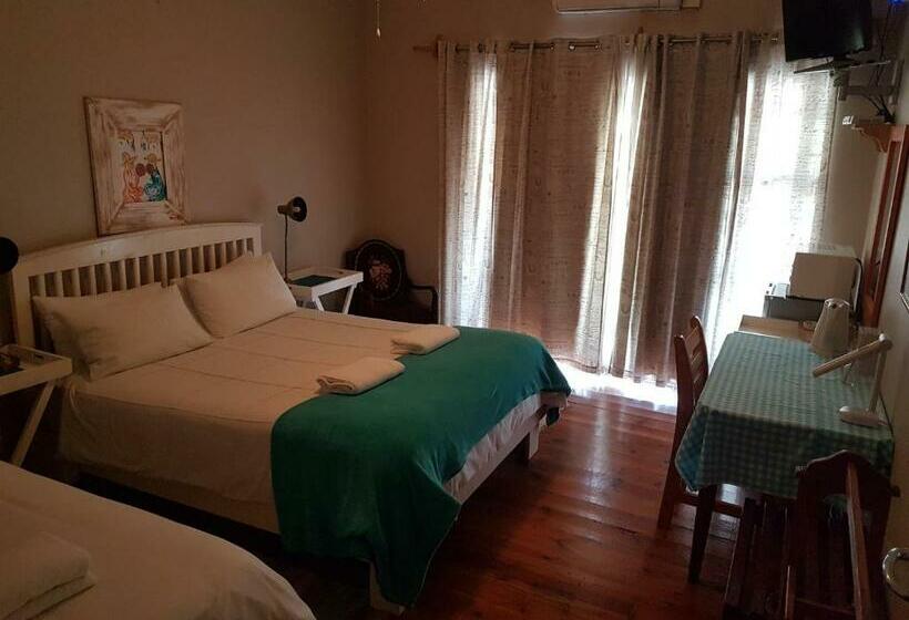 غرفة قياسية, Crane Cottage