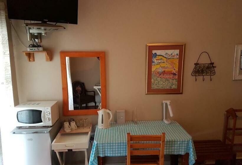 غرفة قياسية, Crane Cottage