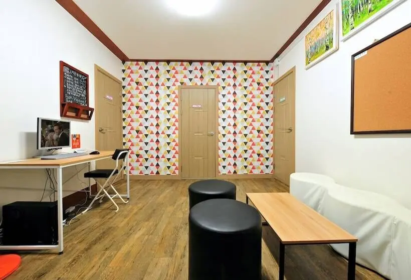 スタンダードトリプルルーム, Jarasum Guest House