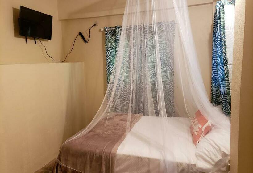 اتاق استاندارد با چشمانداز دریا, Viva Violas