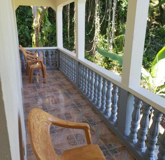 اتاق استاندارد با بالکن, Viva Violas