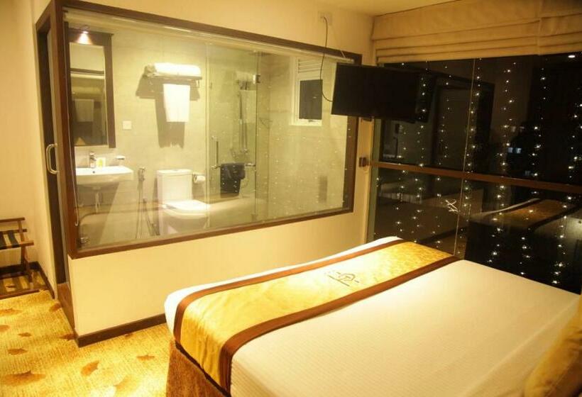 디럭스 룸, City Hotel Colombo 02