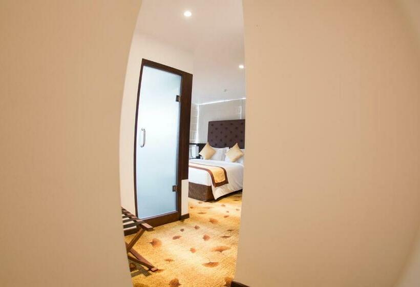 디럭스 룸, City Hotel Colombo 02