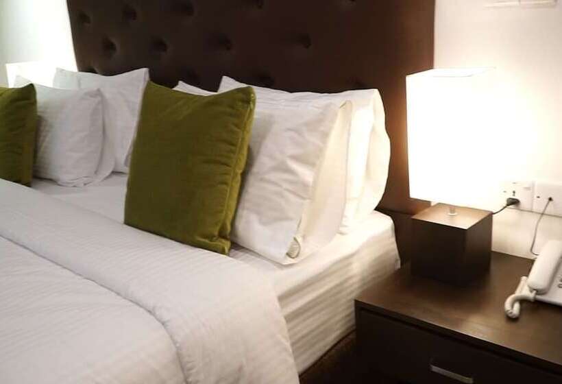 디럭스 룸, City Hotel Colombo 02