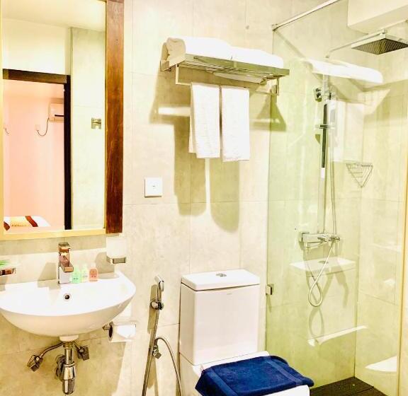 Номер Стандарт, City Hotel Colombo 02