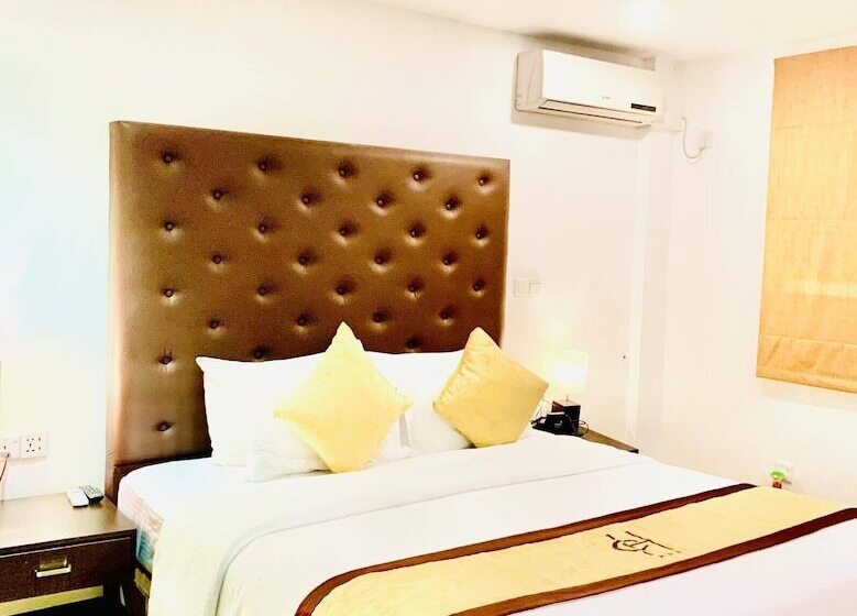 디럭스 룸, City Hotel Colombo 02