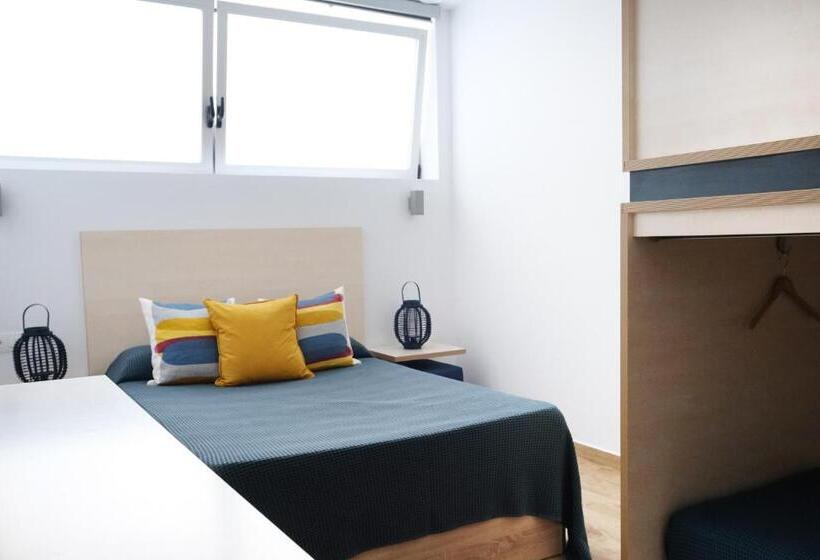 Superior Interior Room, Take Surf Hostel Conil