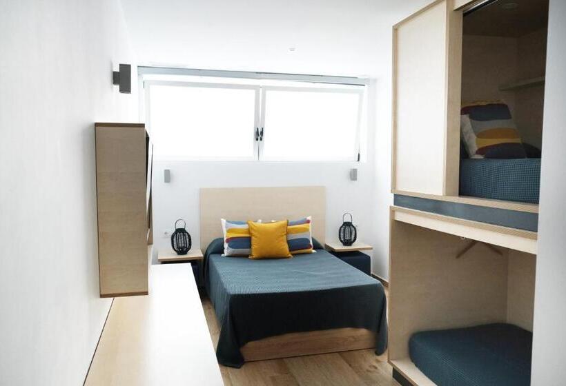 Superior Interior Room, Take Surf Hostel Conil