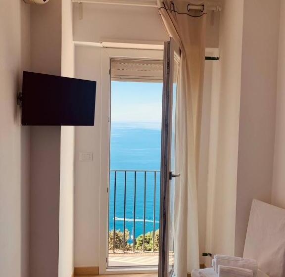 غرفة سوبيريور فردية مطلة على البحر, Elios Tao