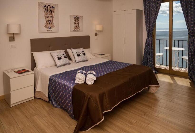 غرفة قياسية مطلّة علي البحر, Elios Tao