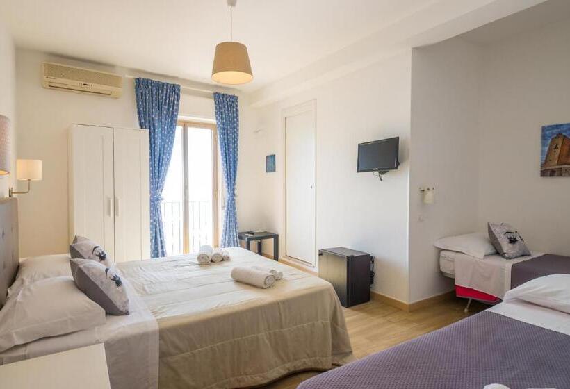 غرفة قياسية رباعية مطلة على البحر, Elios Tao