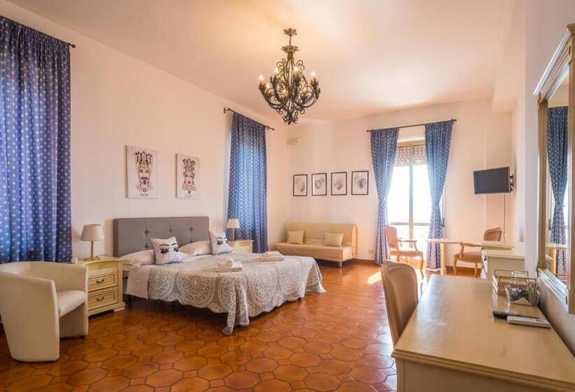 جناح سوبيريور مطل علي البحر, Elios Tao