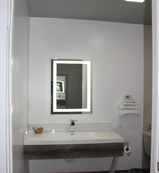 غرفة ديلوكس سرير كينج, Erth Inn By Aga Los Angeles