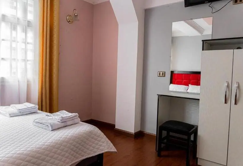 اتاق استاندارد با سرویس بهداشتی مشترک, Residencial Velia & Victoria