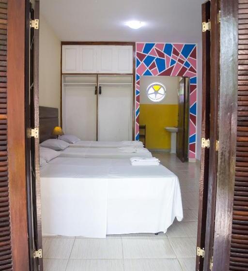 סוויטה דלוקס, The House Plaza