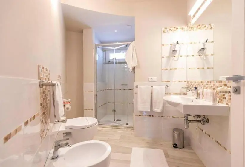 اتاق راحتی سه تخته, Borgo Donna Canfora