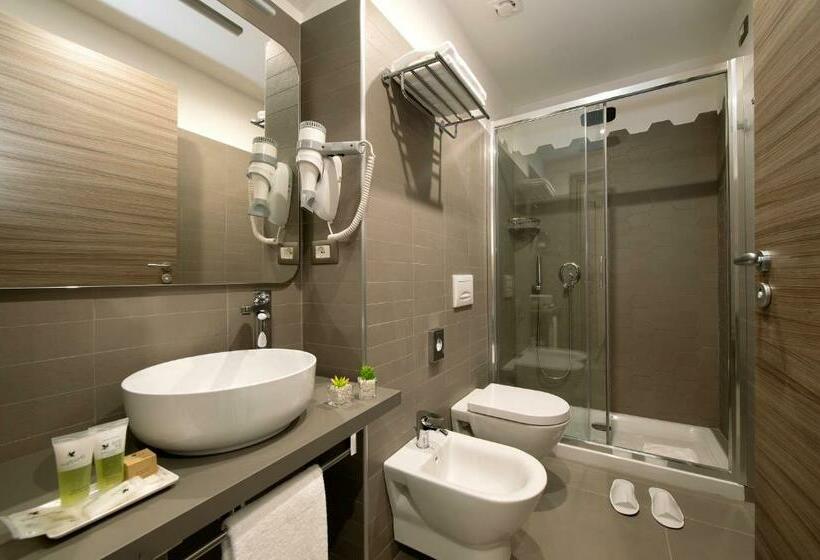 اتاق کلاسیک یک تخته, H21