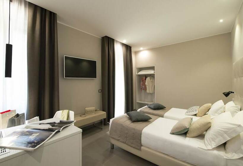 Superior Room with Terrace, H21