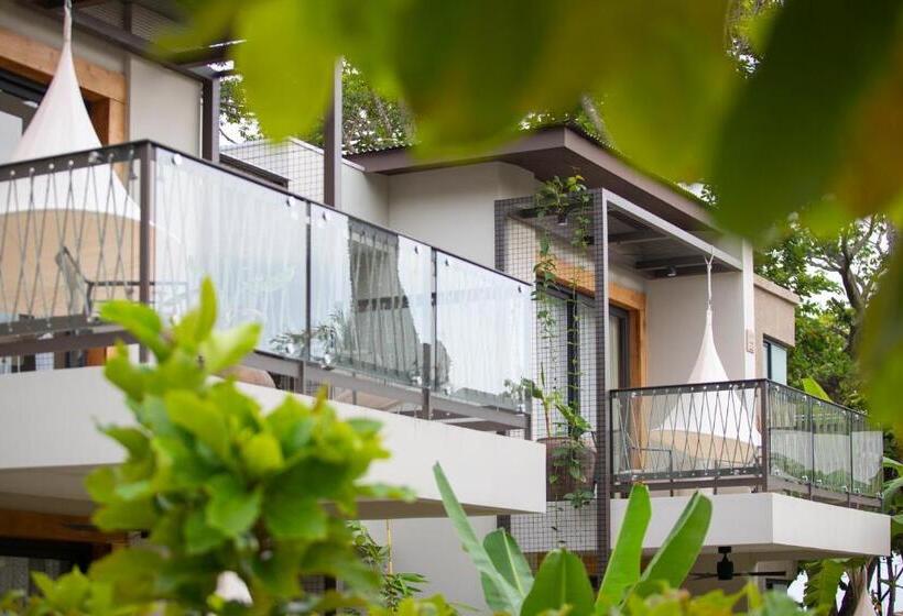 מיטת קינג בסוויטה, Nantipa   A Tico Beach Experience