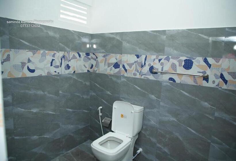 חדר משפחתי, New Ocean Vibes