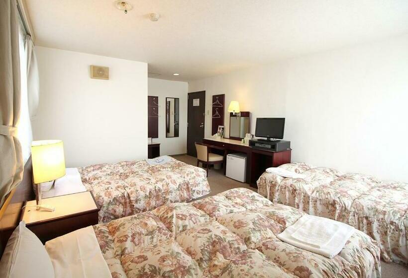اتاق استاندارد سه نفره, Royal Inn Shinyamaguchi Ekimae