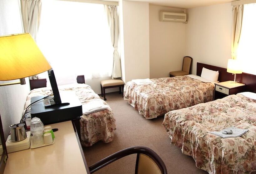 اتاق استاندارد سه نفره, Royal Inn Shinyamaguchi Ekimae