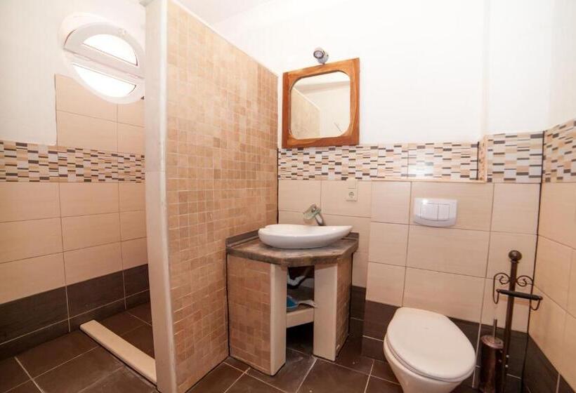 Habitación Familiar Deluxe, Casa Selimi