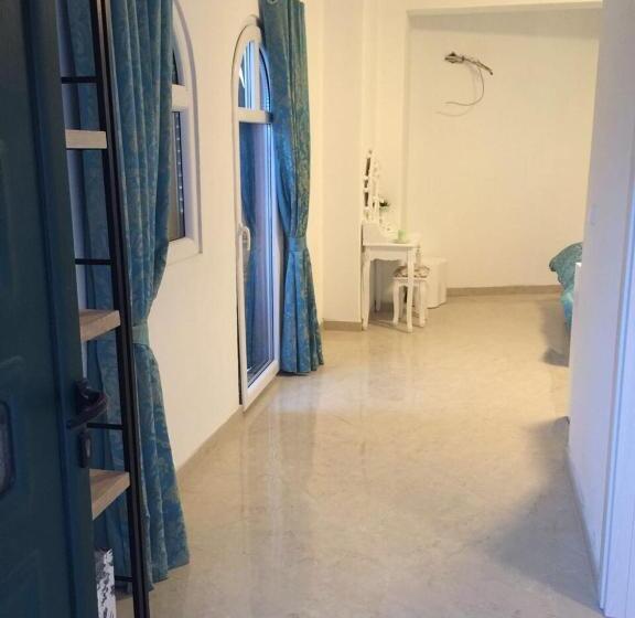 Habitación Deluxe con Balcón, Casa Selimi