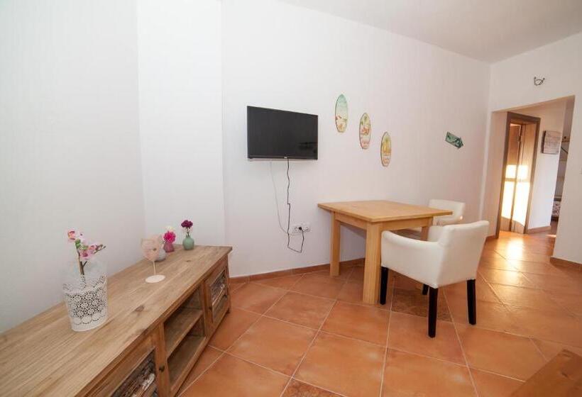 Habitación Estándar con Balcón, Casa Selimi